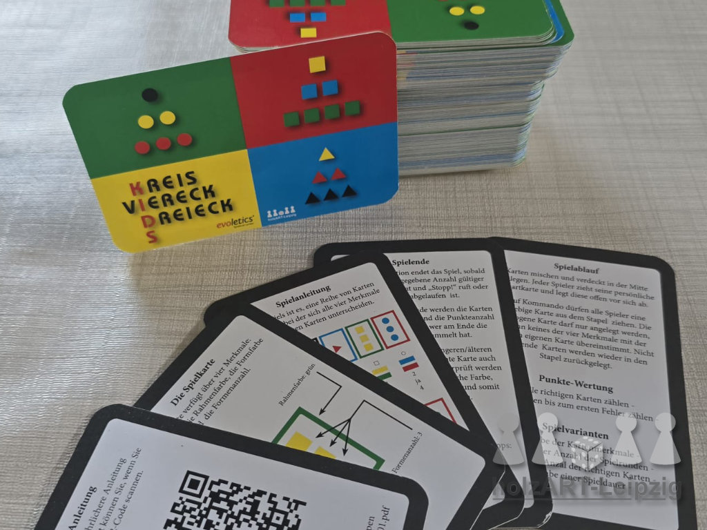 KIDS - Familienkartenspiel für Jung & Alt